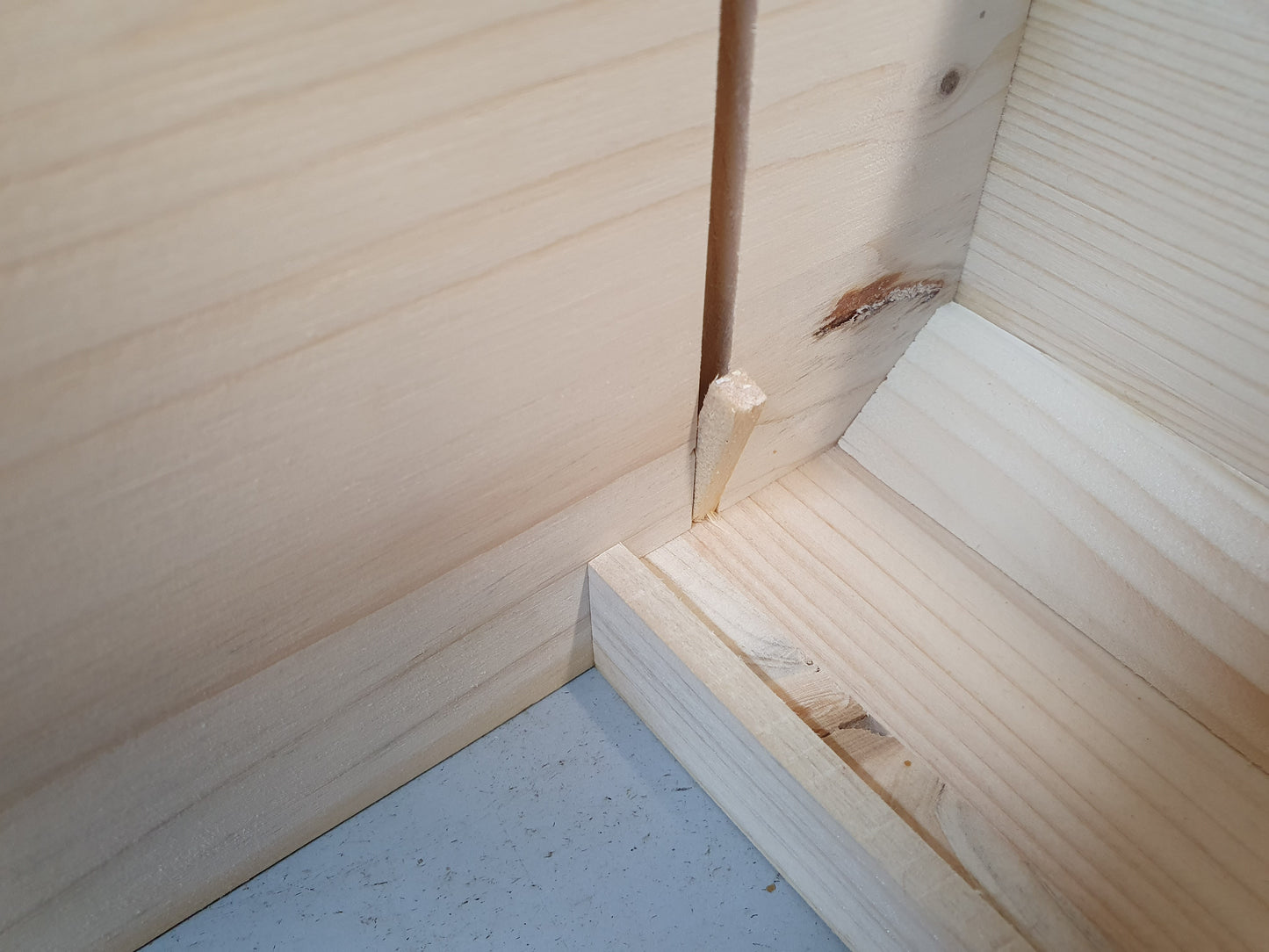 XXL Igelfutterhaus MIT Futterspender, imprägniert