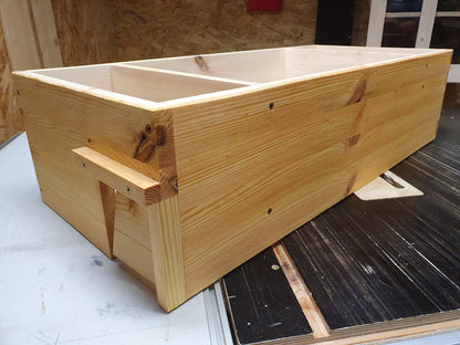 XXL Igelfutterhaus IMPRÄGNIERT, Eingänge links und rechts