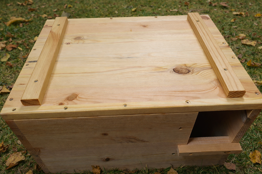 Boden für Igelschlafhaus