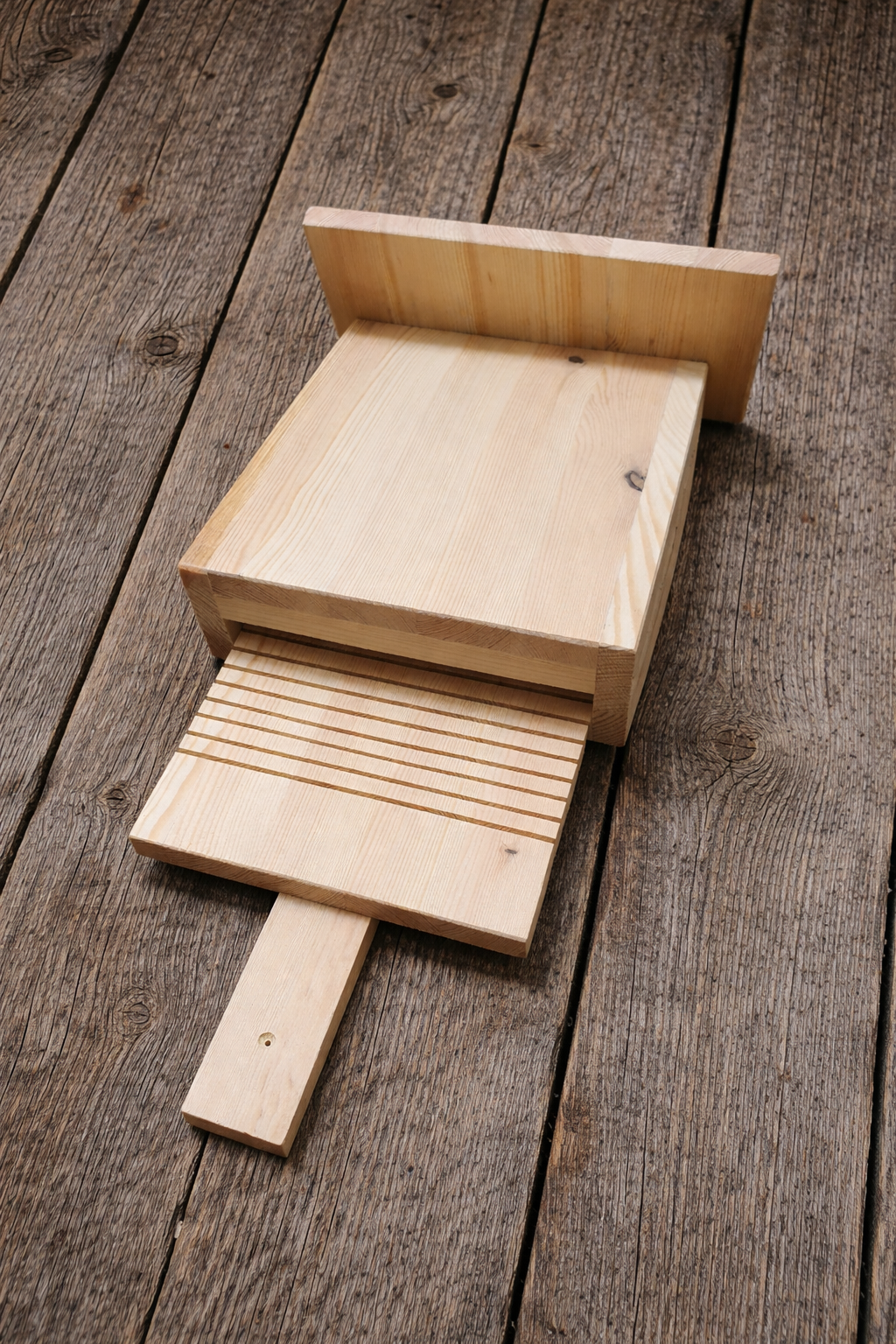 Fledermauskasten aus unbehandeltem Kiefernholz – handgefertigt