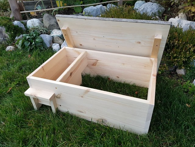 Igelschlafhaus XL (20cm hoch) mit Leinölimprägnierung