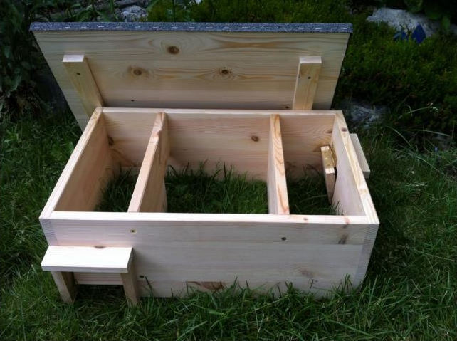 Igelhaus XL mit Doppeleingang IMPRÄGNIERT